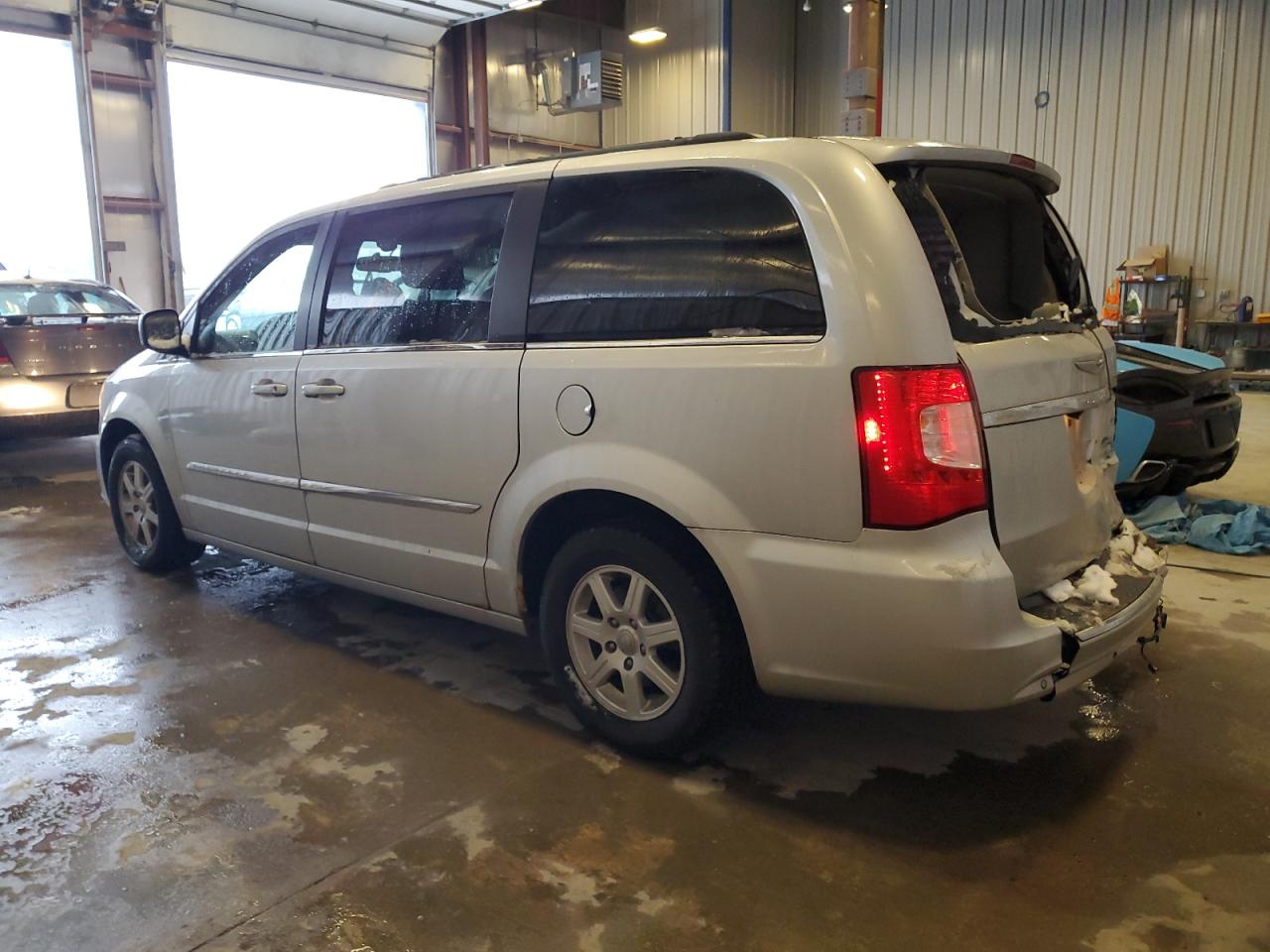2012 Chrysler Town & Country - Image 2