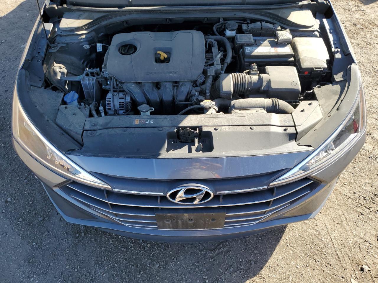 2020 Hyundai Elantra - Image 11