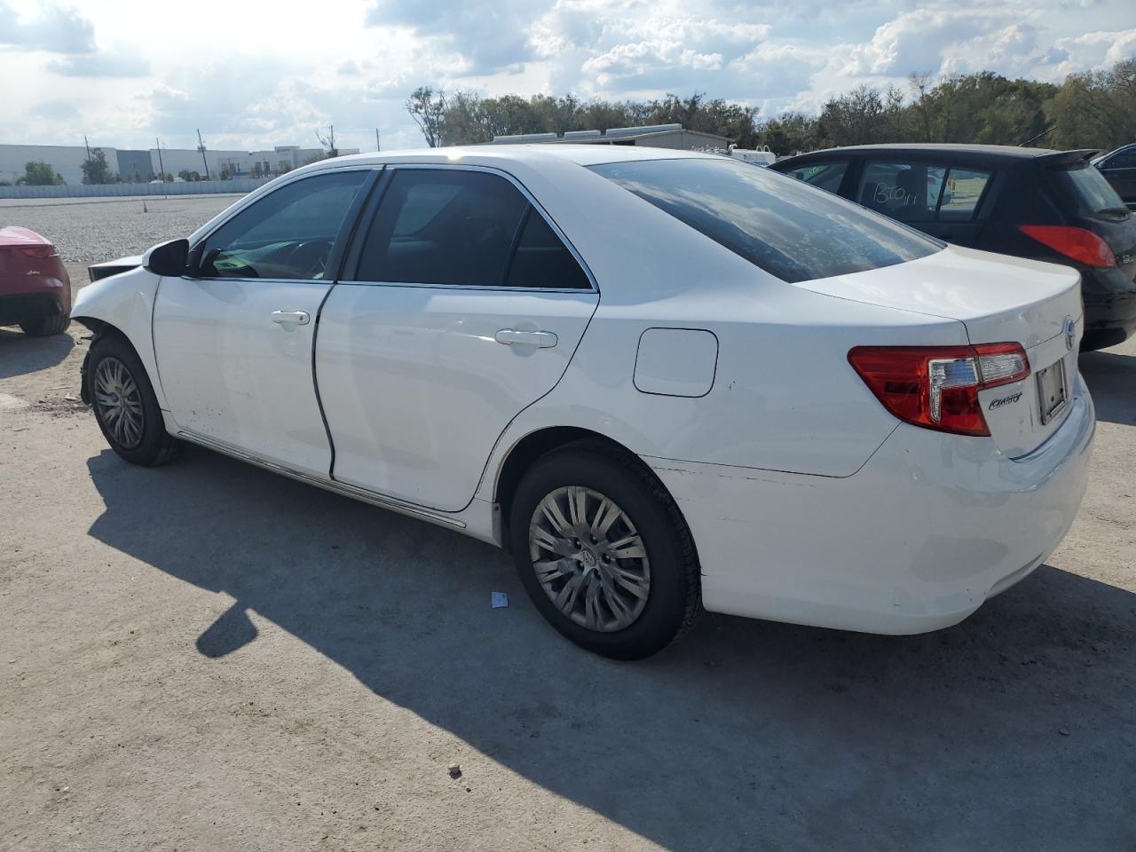 2014 Toyota Camry - Image 2