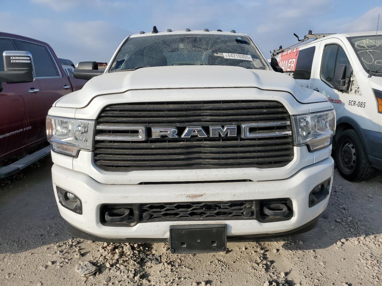 2020 RAM 3500 - Image 5