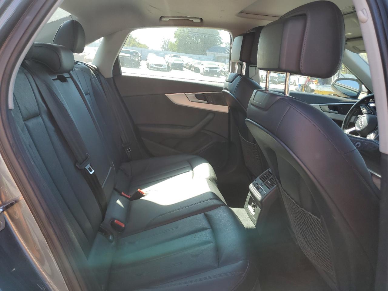 2017 Audi A4 - Image 10