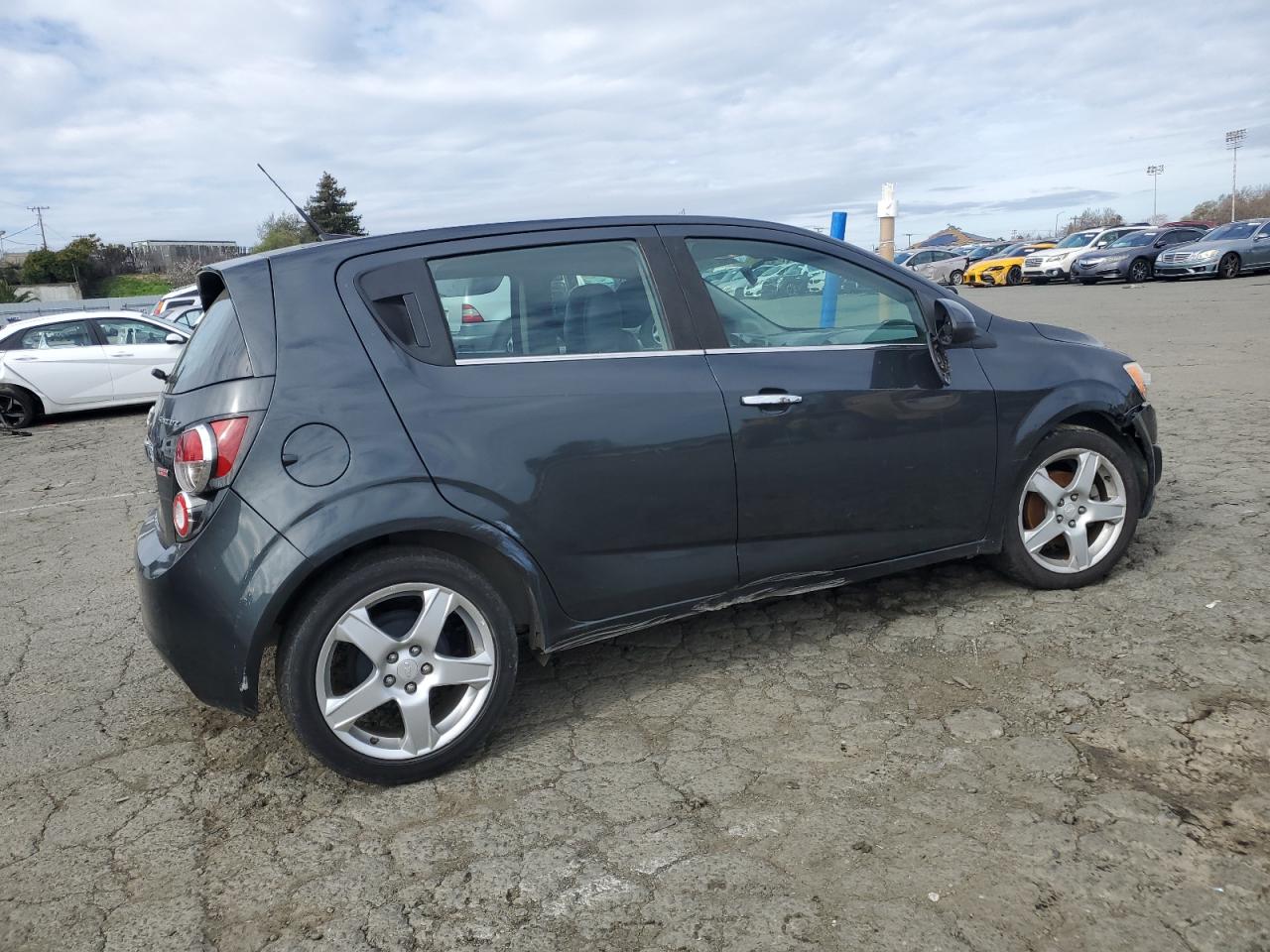 2014 Chevrolet Sonic - Image 3