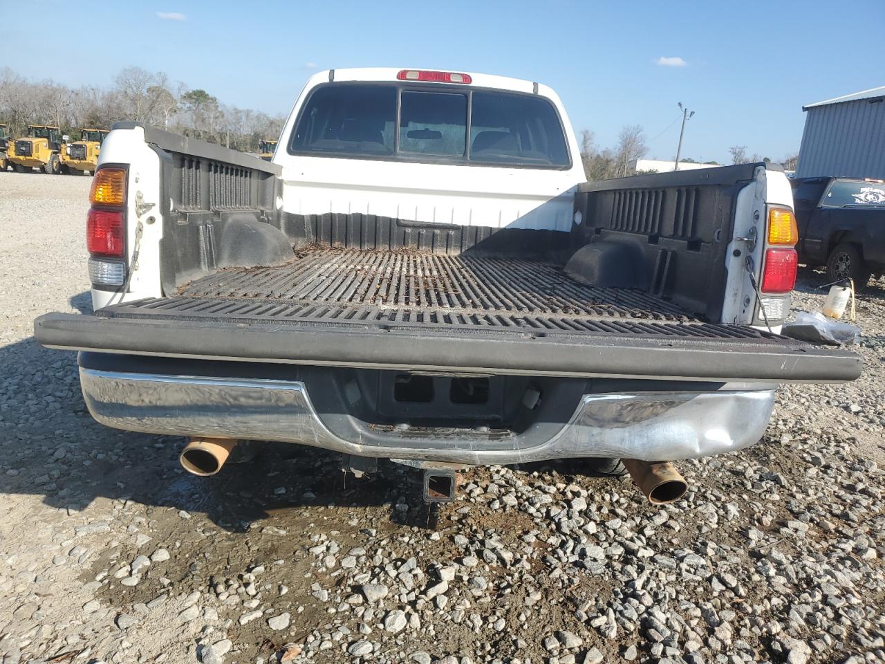 2004 Toyota Tundra - Image 6