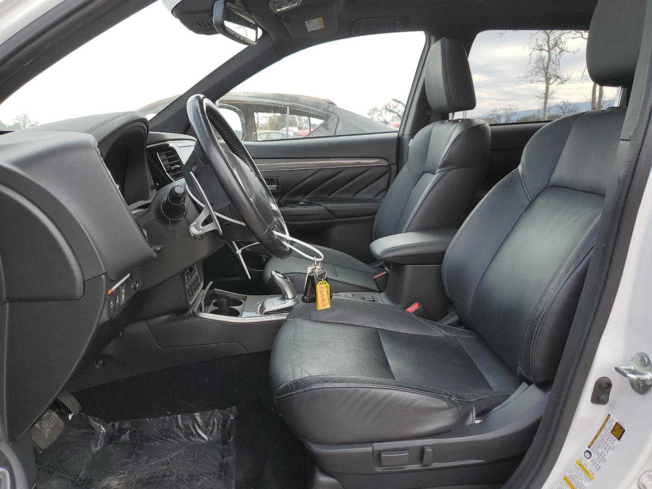 2019 Mitsubishi Outlander - Image 7