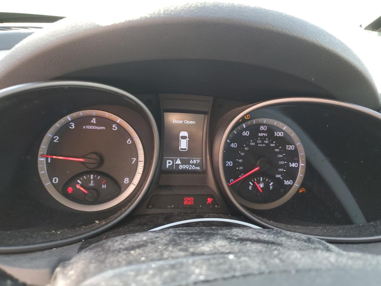 2015 Hyundai Santa Fe - Image 9
