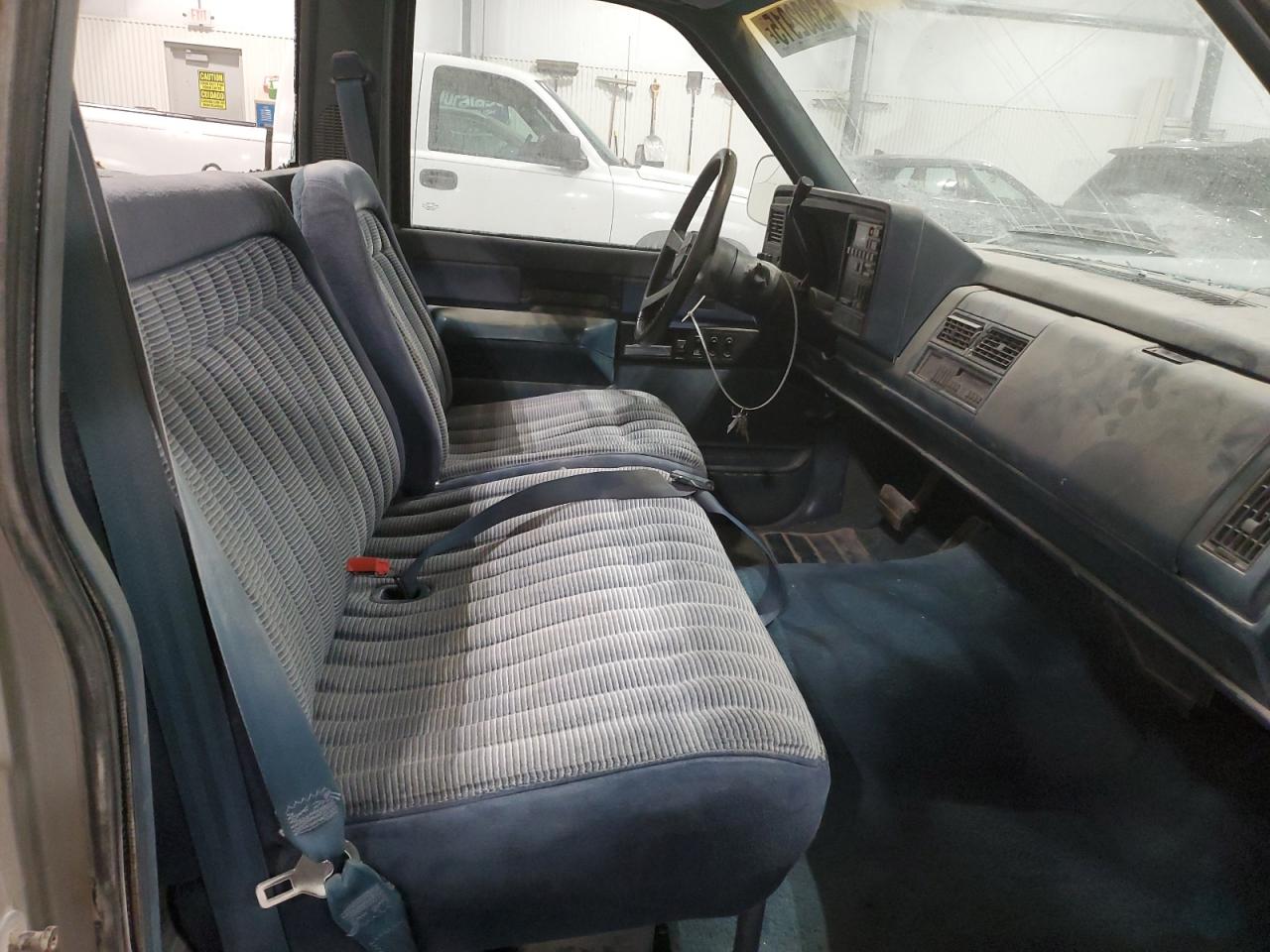 1988 Chevrolet GMT-400 - Image 10