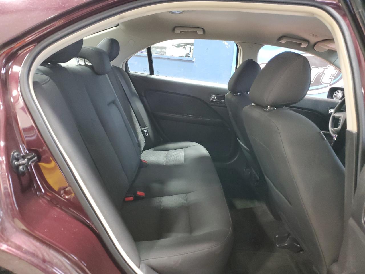 2011 Ford Fusion - Image 10