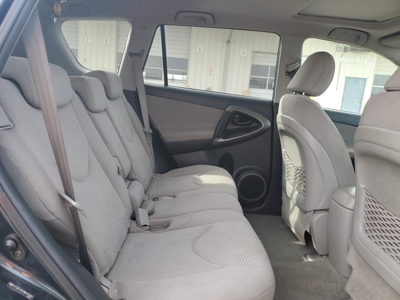 2011 Toyota RAV 4 - Image 11