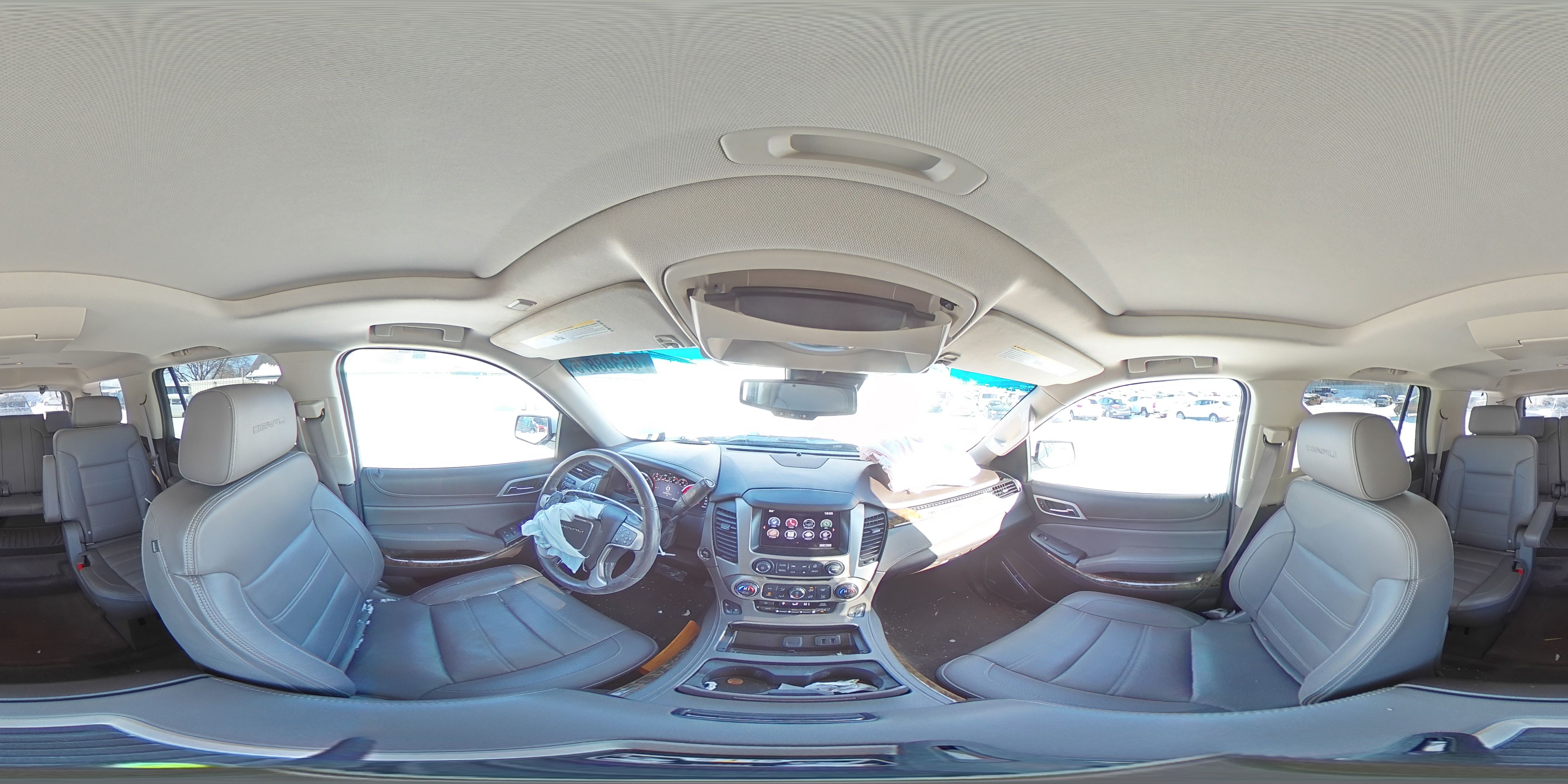 2016 GMC Yukon - Image 13