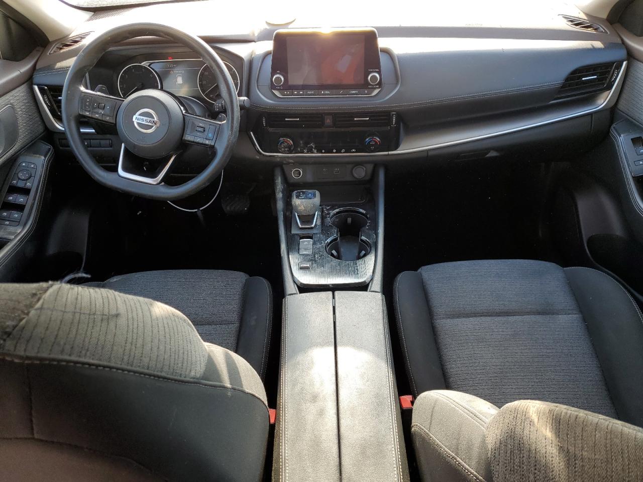 2021 Nissan Rogue - Image 8