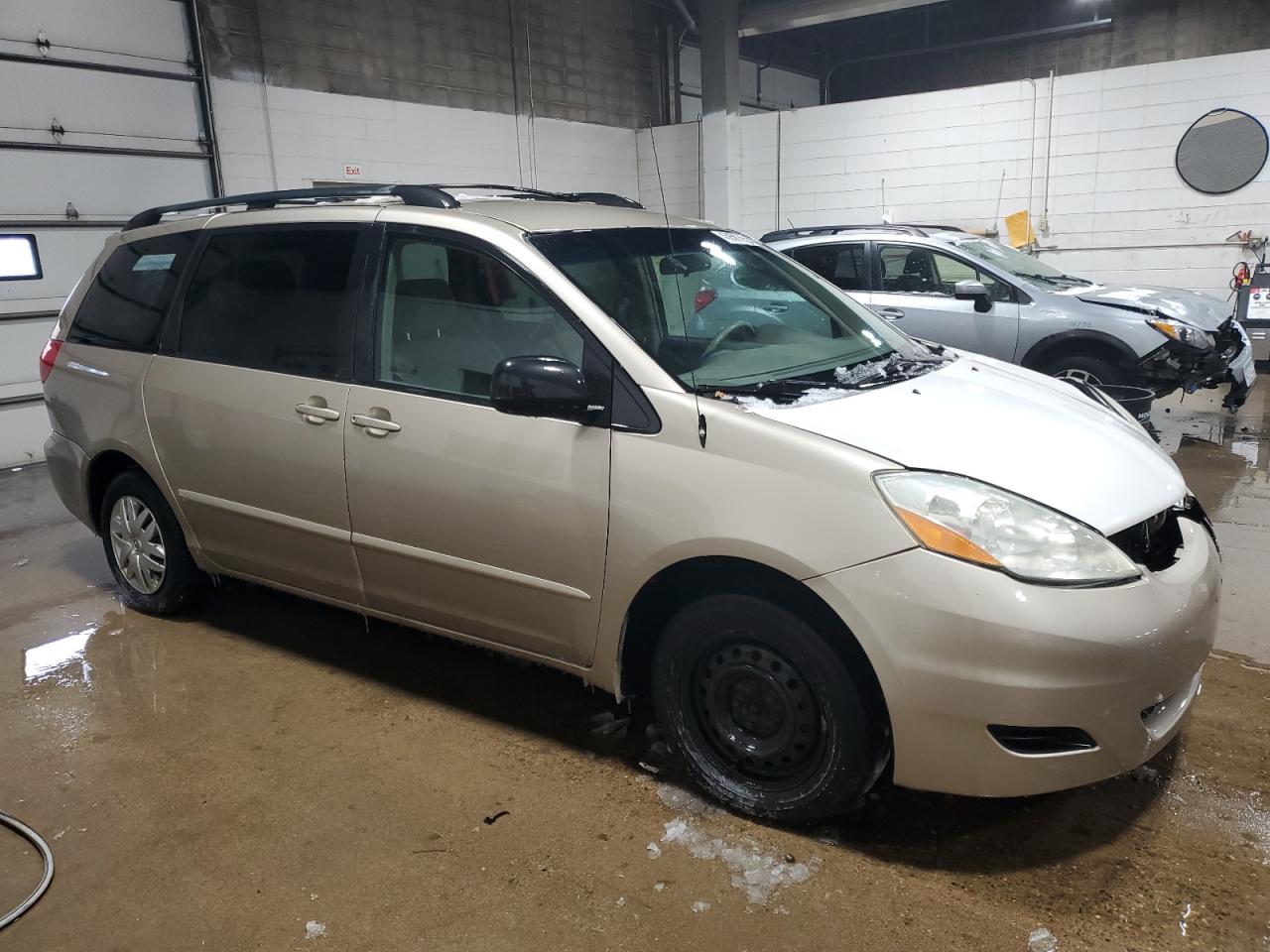 2006 Toyota Sienna - Image 4