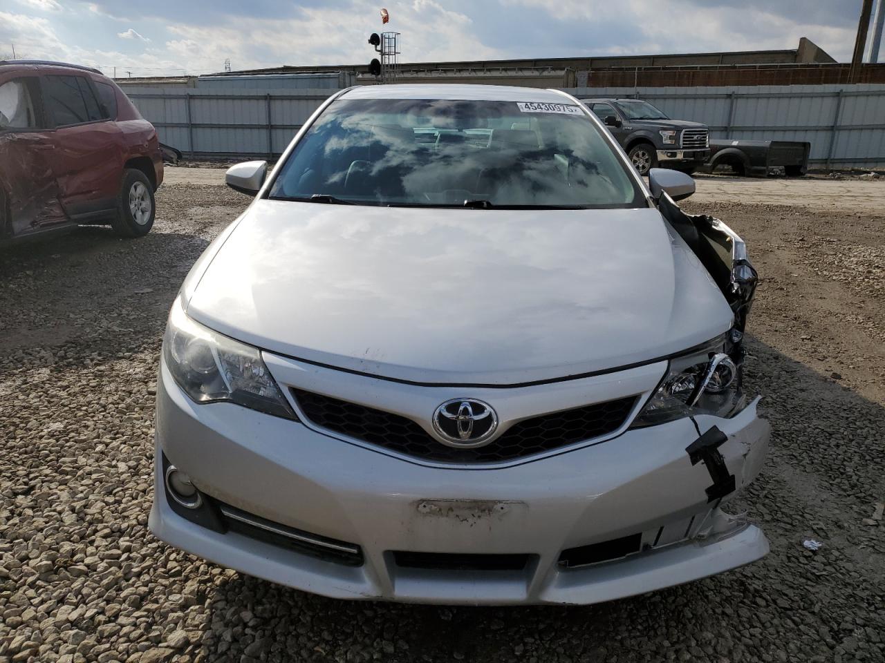 2014 Toyota Camry - Image 5