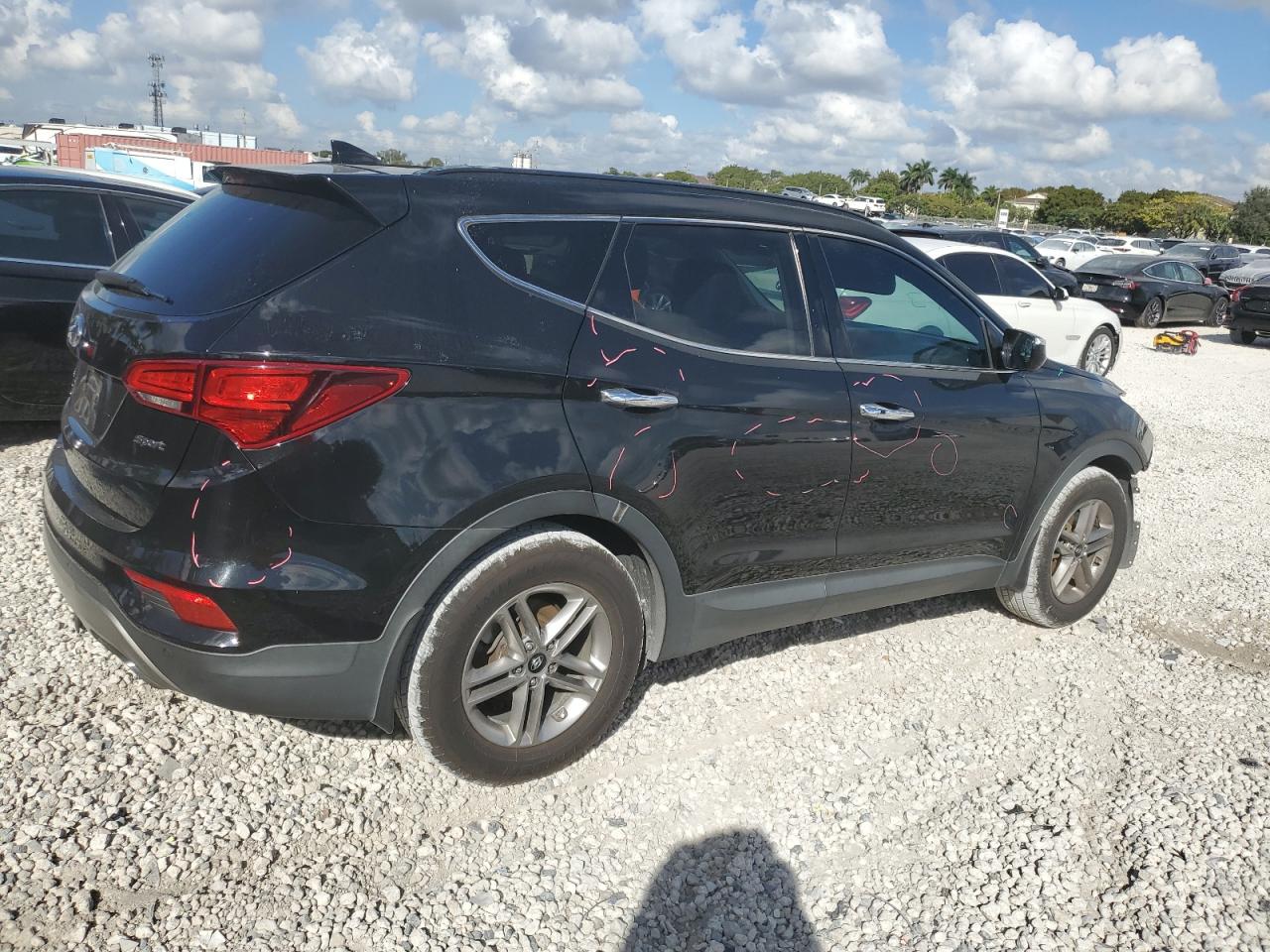 2018 Hyundai Santa Fe - Image 3