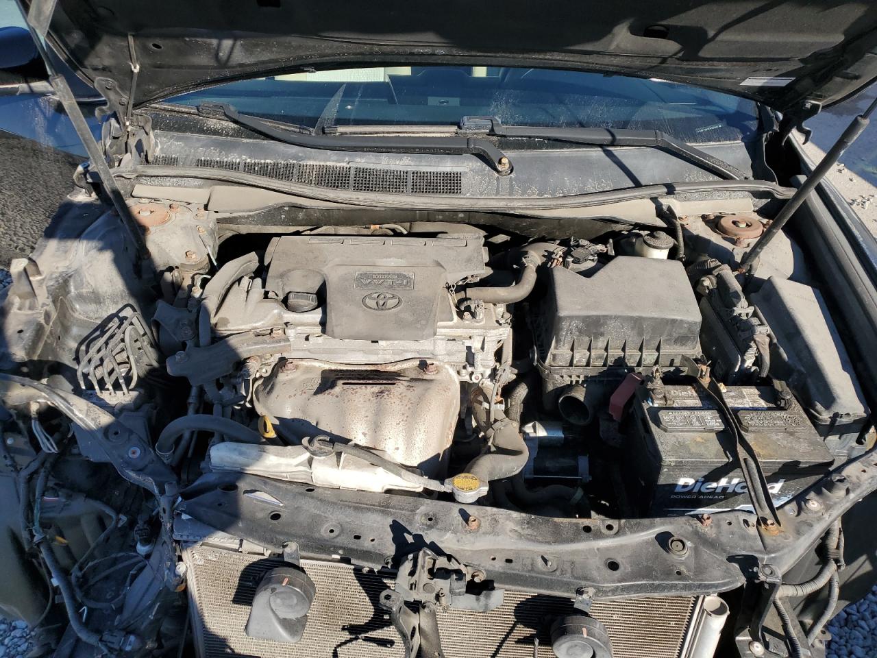 2012 Toyota Camry - Image 11