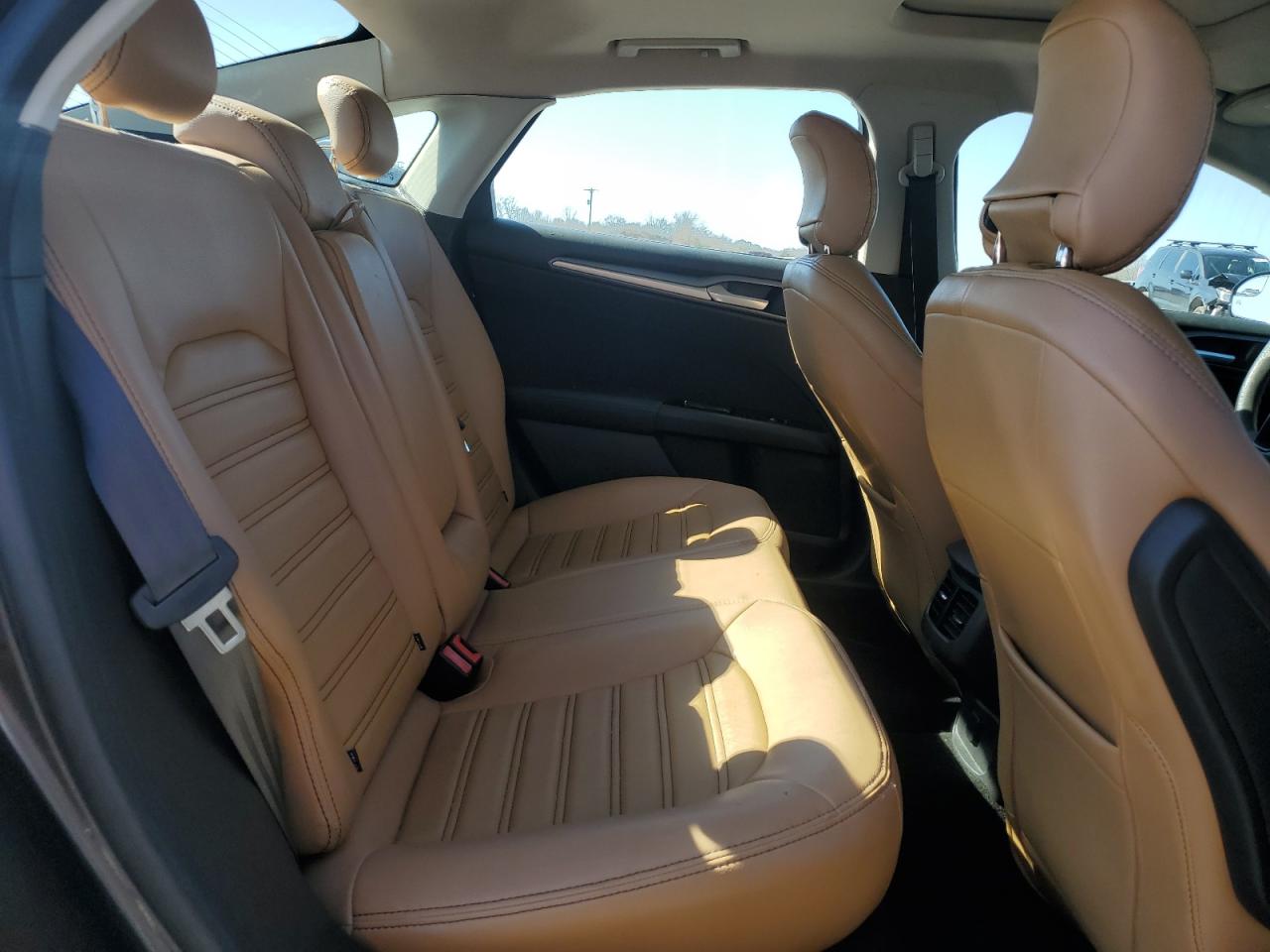 2016 Ford Fusion - Image 10