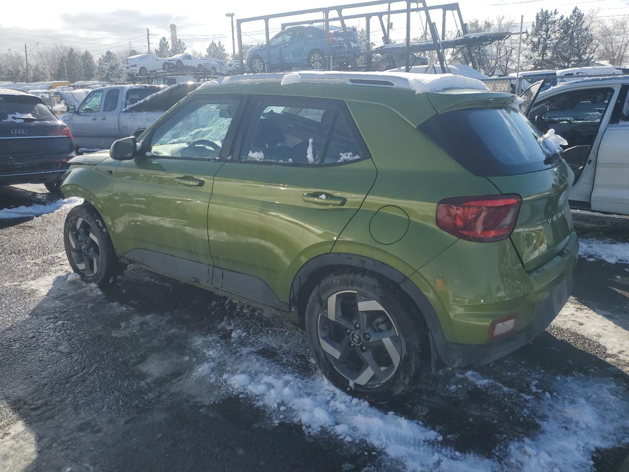 2022 Hyundai Venue - Image 2