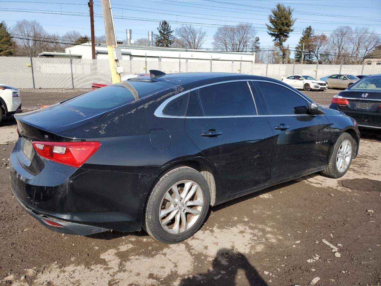 2017 Chevrolet Malibu - Image 3