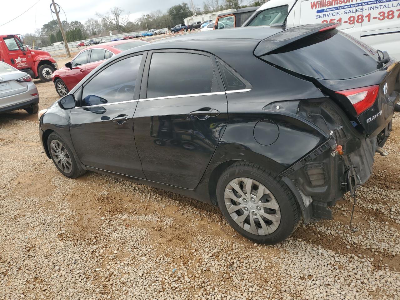 2016 Hyundai Elantra - Image 2