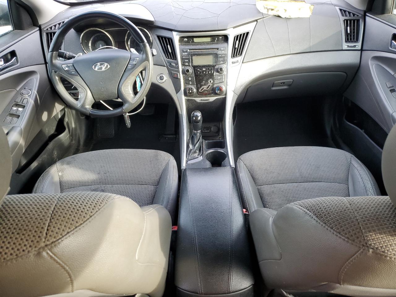 2013 Hyundai Sonata - Image 8