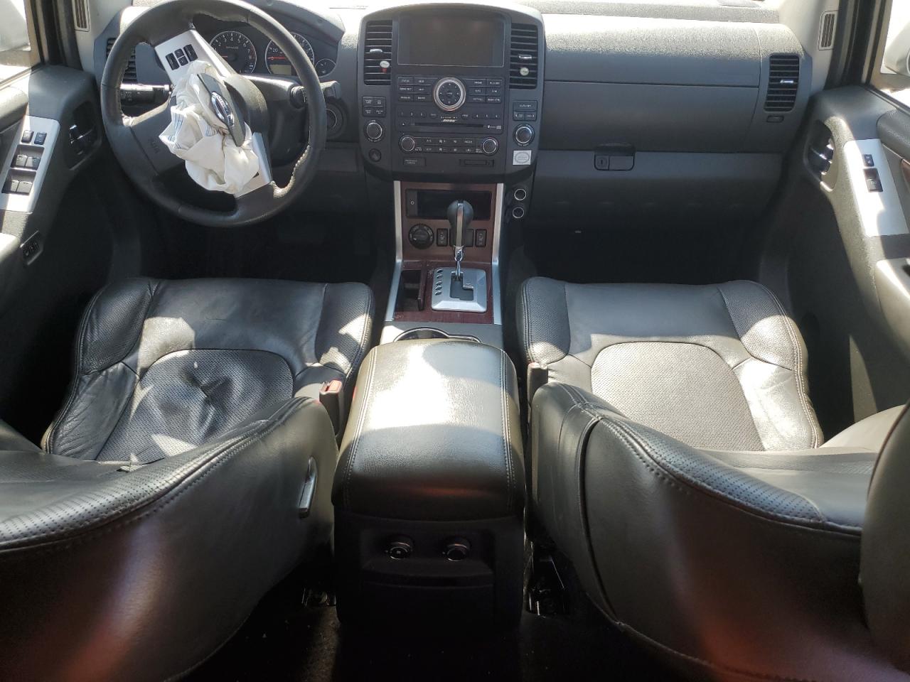 2012 Nissan Pathfinder - Image 8