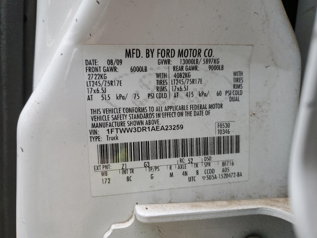 2010 Ford F350 - Image 13