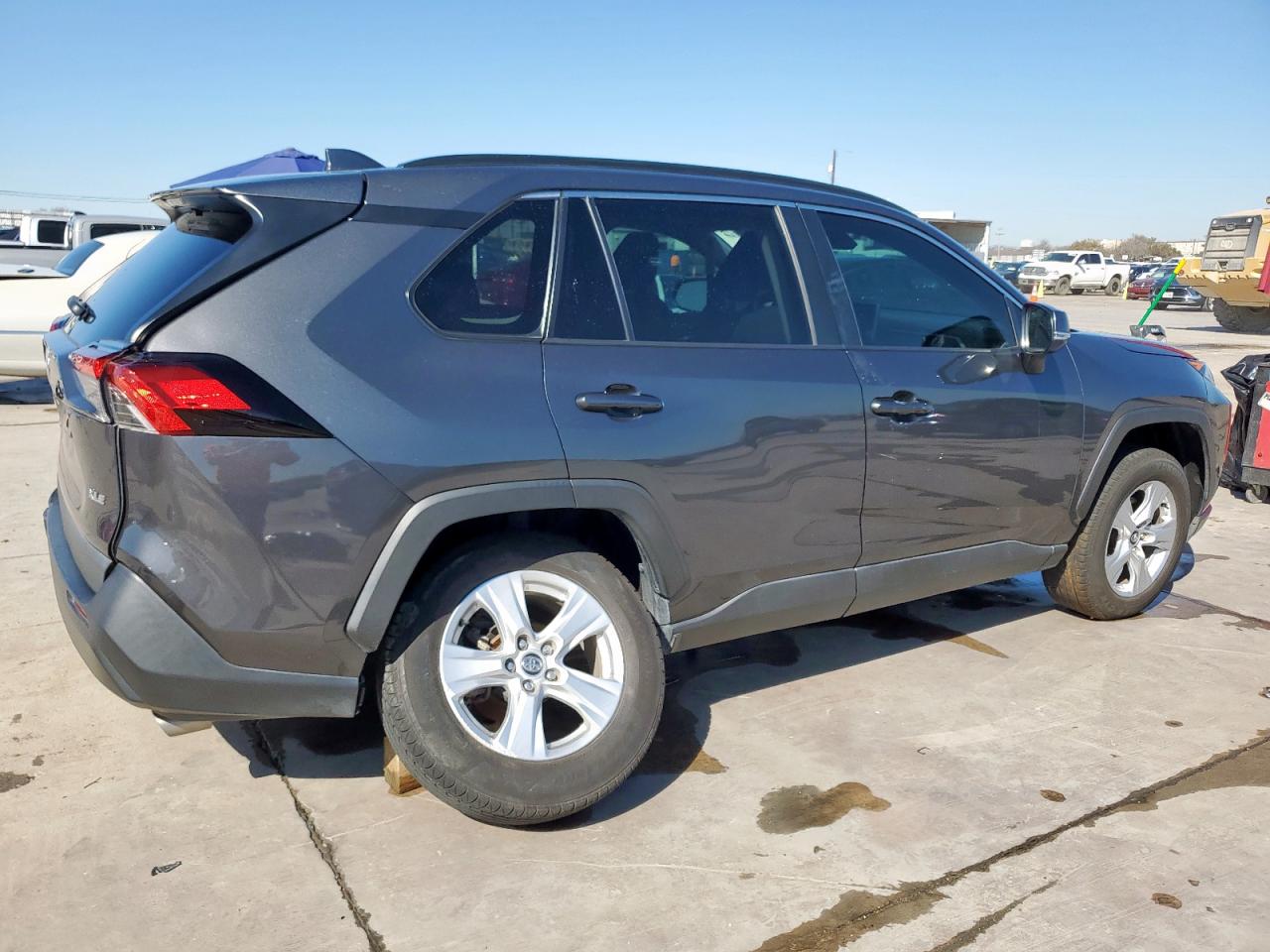 2020 Toyota RAV 4 - Image 3