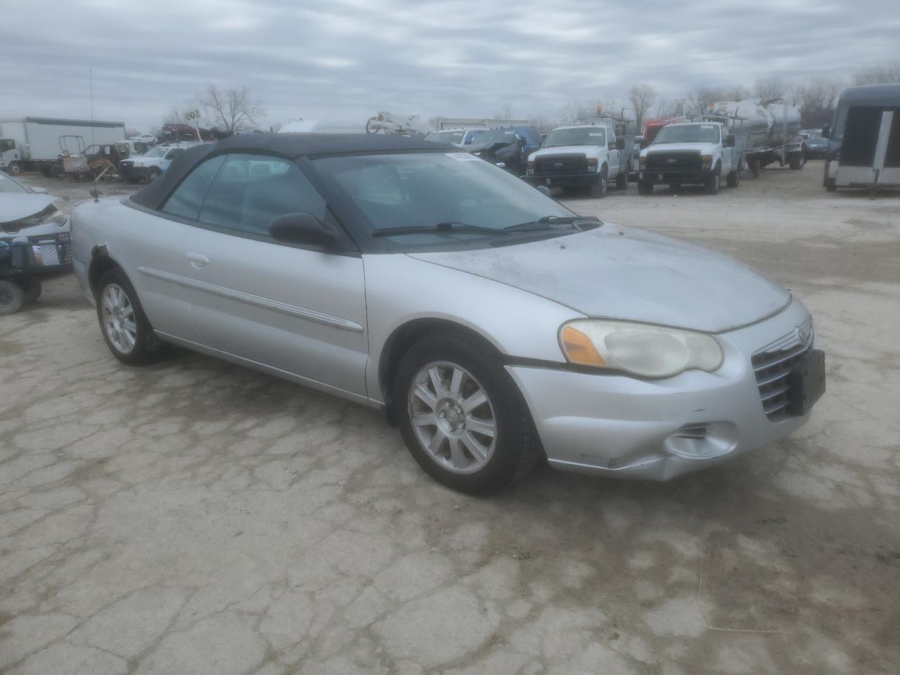2005 Chrysler Sebring - Image 4