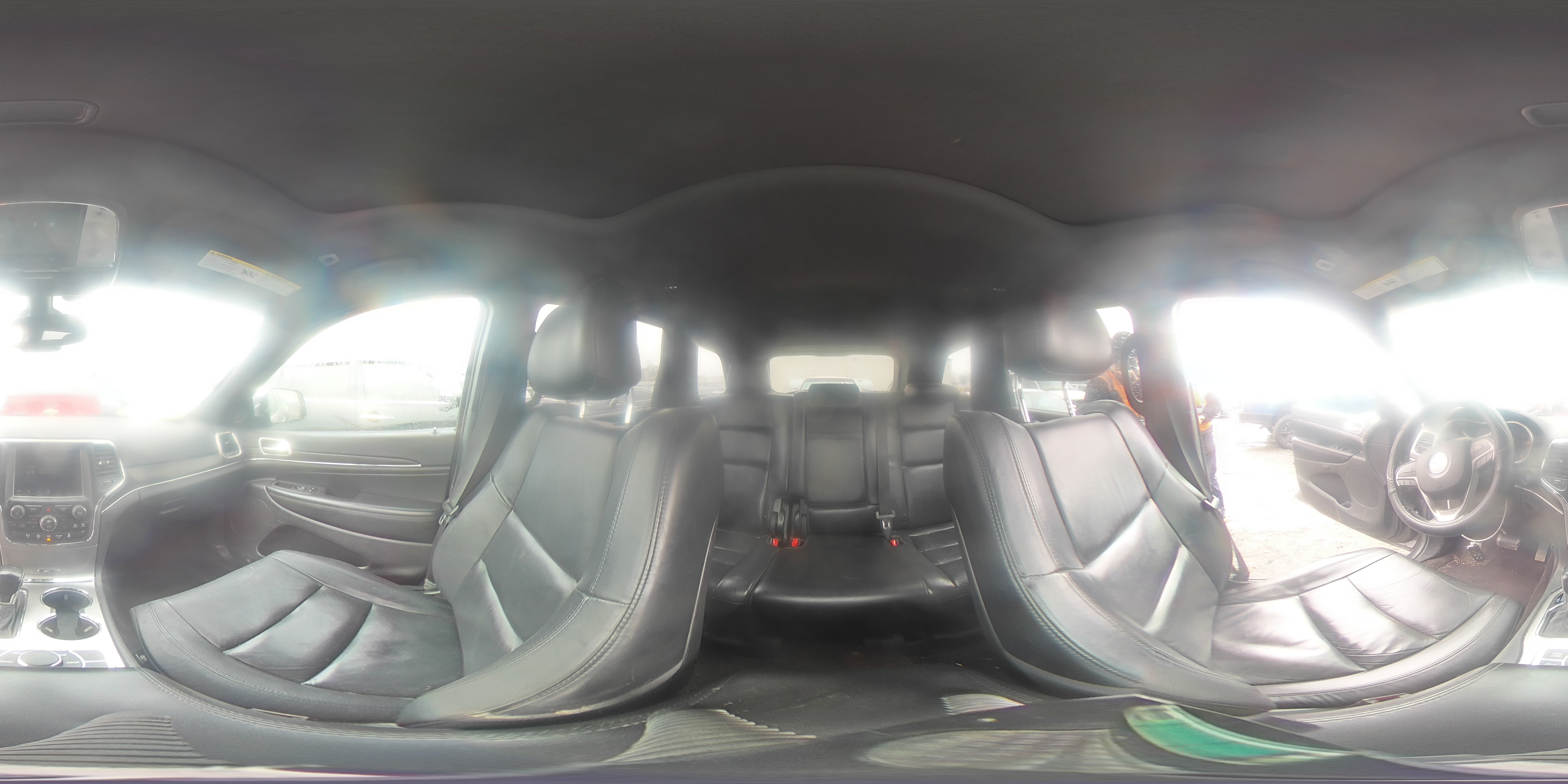 2018 Jeep Grand Cherokee - Image 13