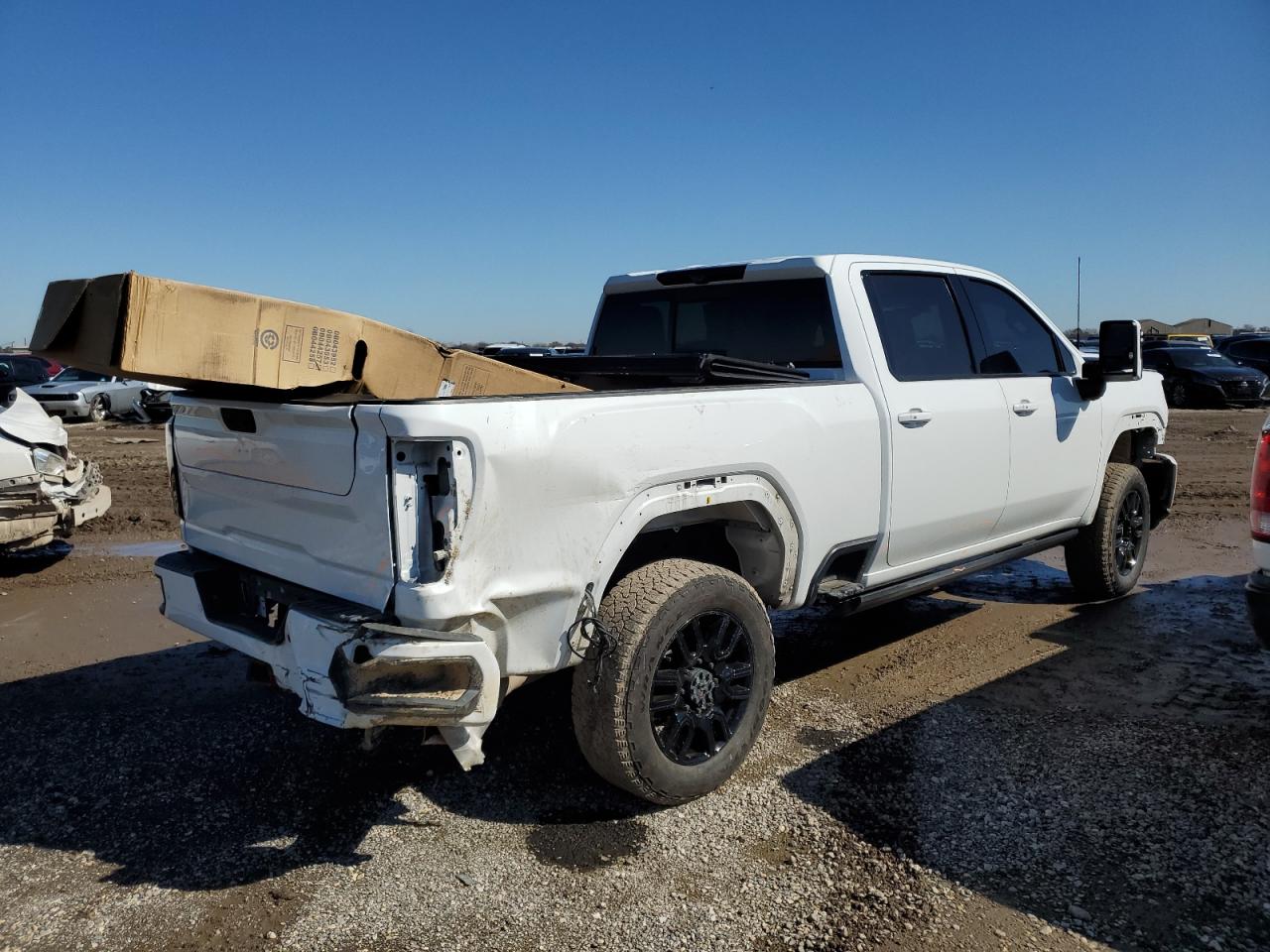 2022 GMC Sierra - Image 4