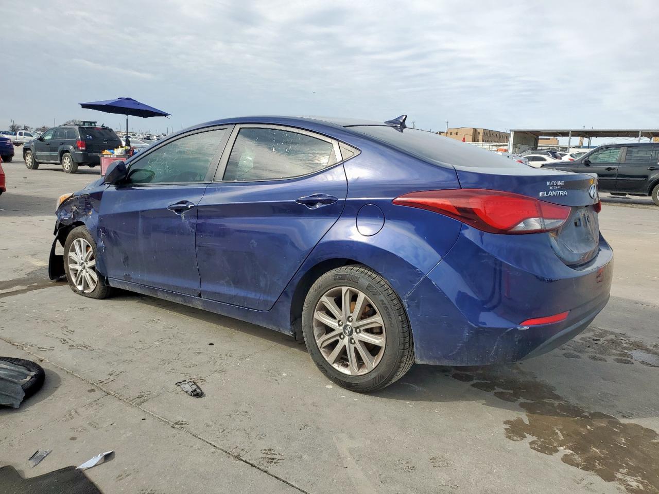 2014 Hyundai Elantra - Image 2