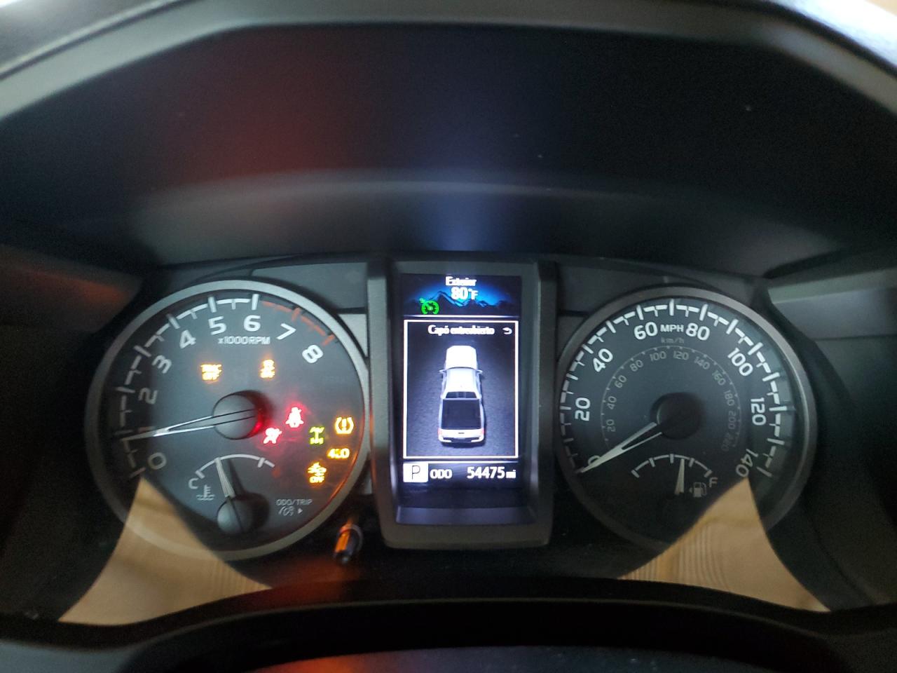 2018 Toyota Tacoma - Image 9