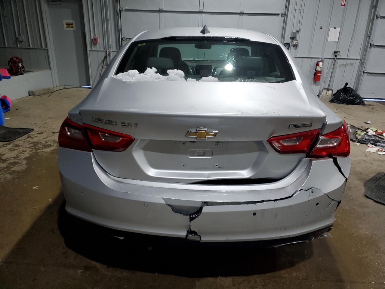 2017 Chevrolet Malibu - Image 6