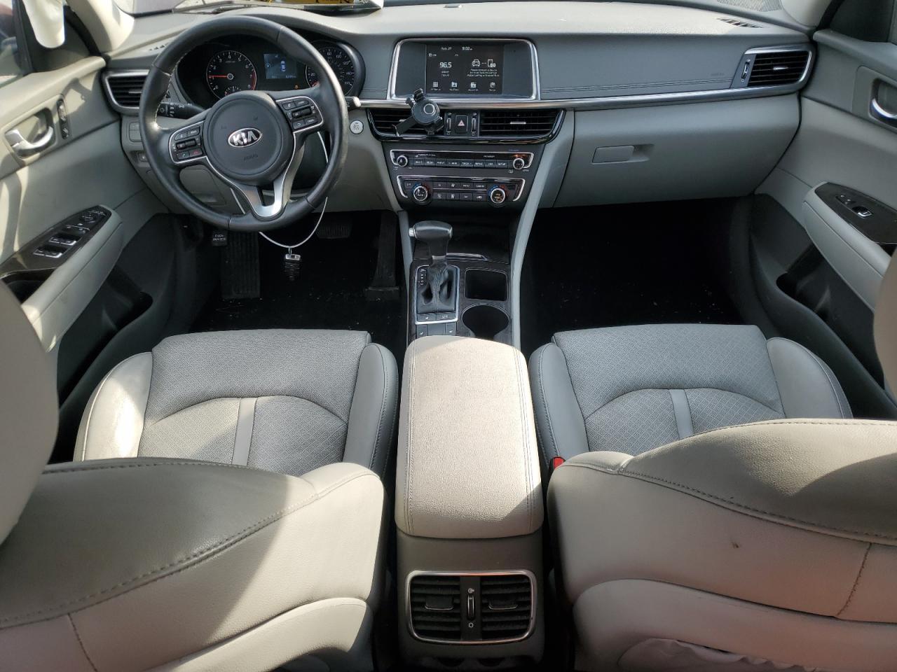 2017 Kia Optima - Image 8