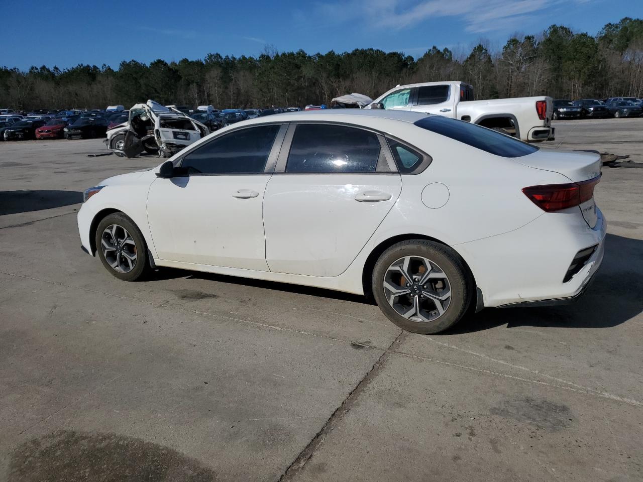 2019 Kia Forte - Image 2
