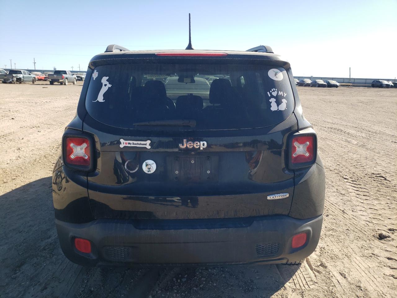 2015 Jeep Renegade - Image 6