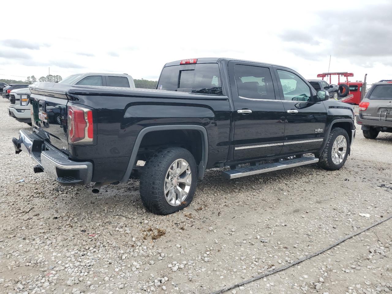 2017 GMC Sierra - Image 3