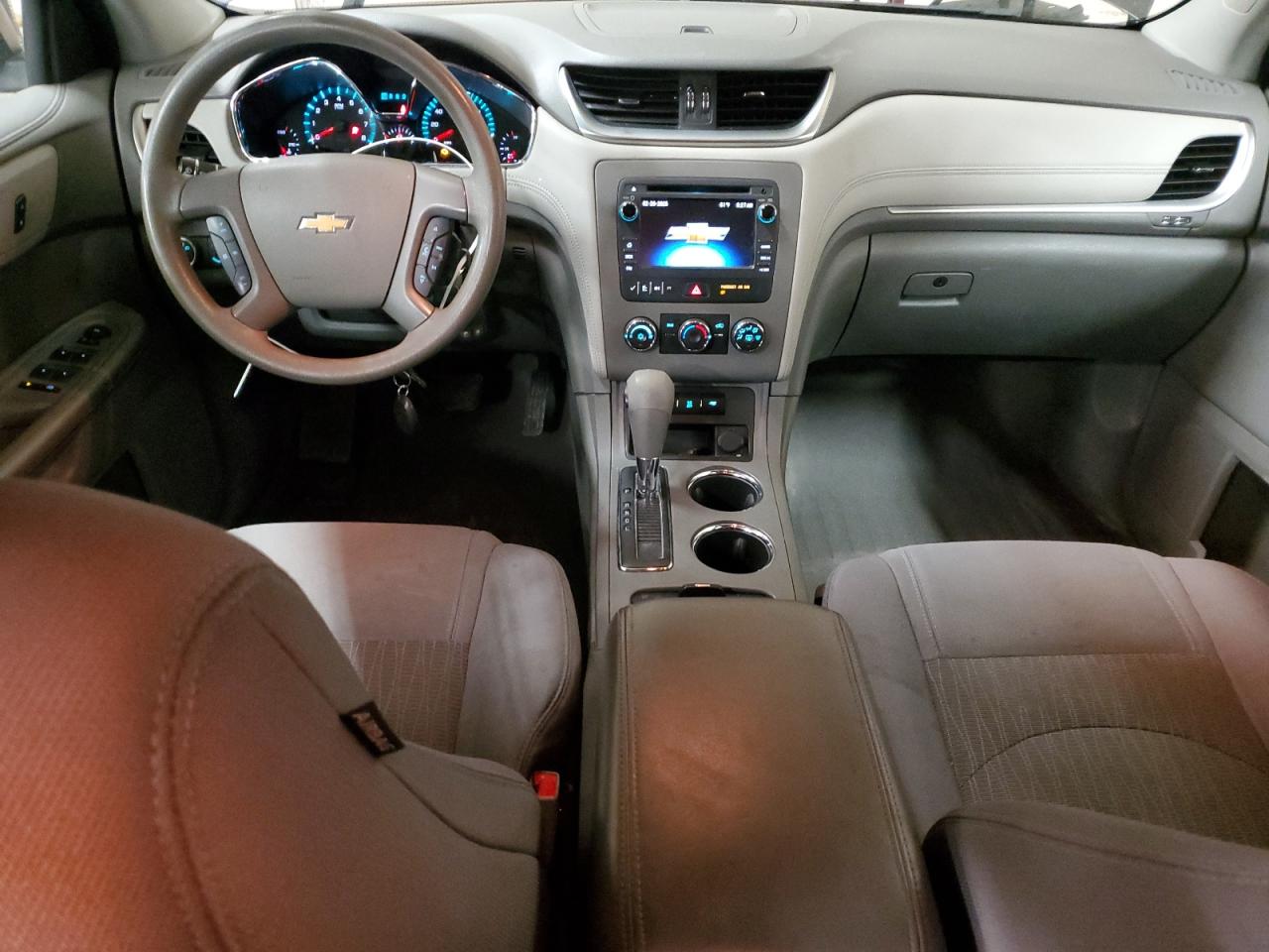 2014 Chevrolet Traverse - Image 8