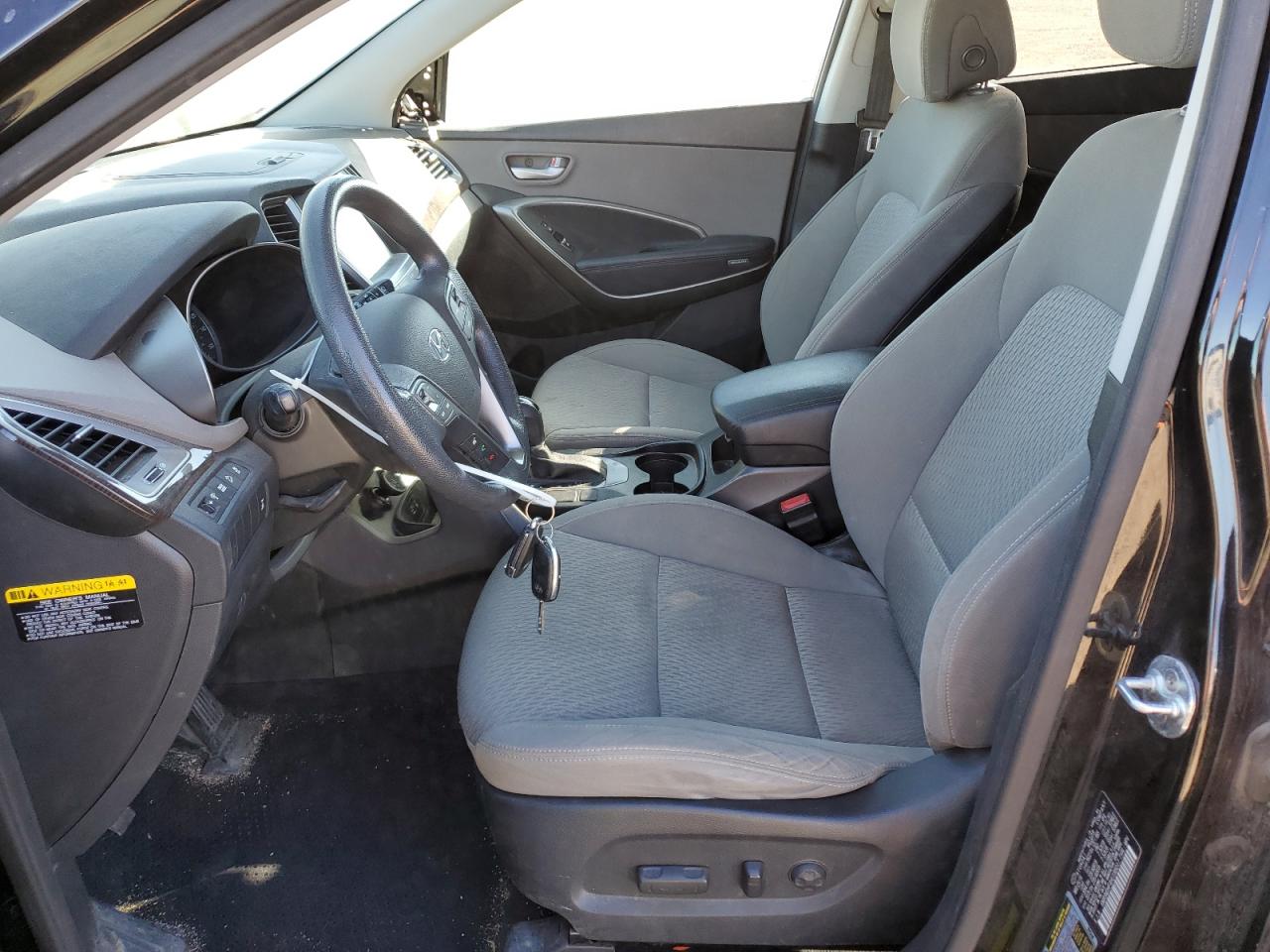 2017 Hyundai Santa Fe - Image 7