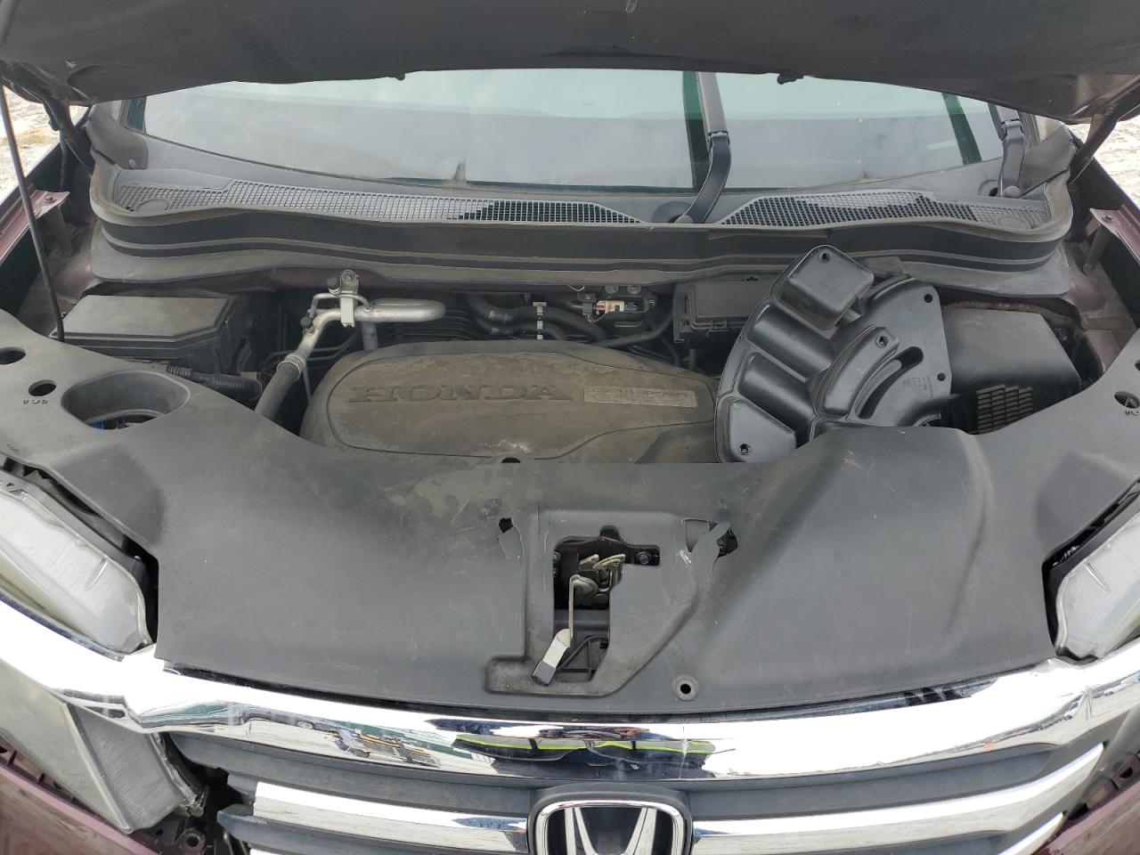 2016 Honda Pilot - Image 13