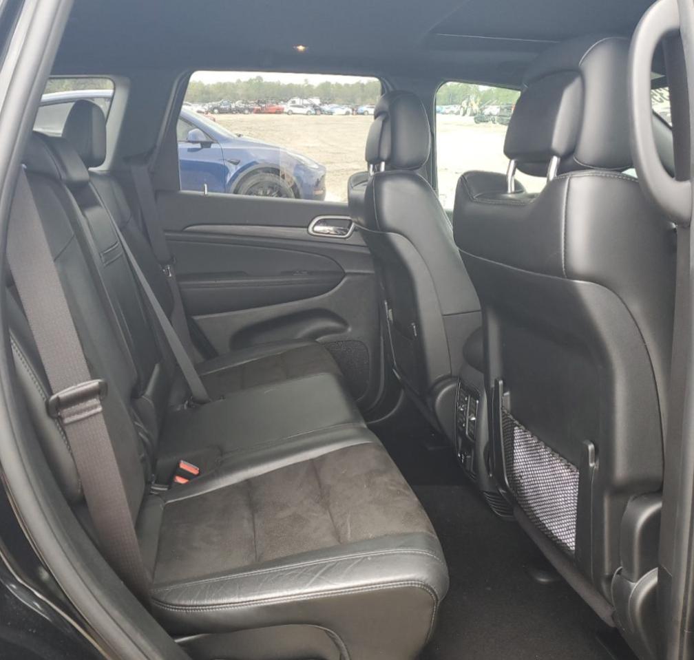 2020 Jeep Grand Cherokee - Image 10