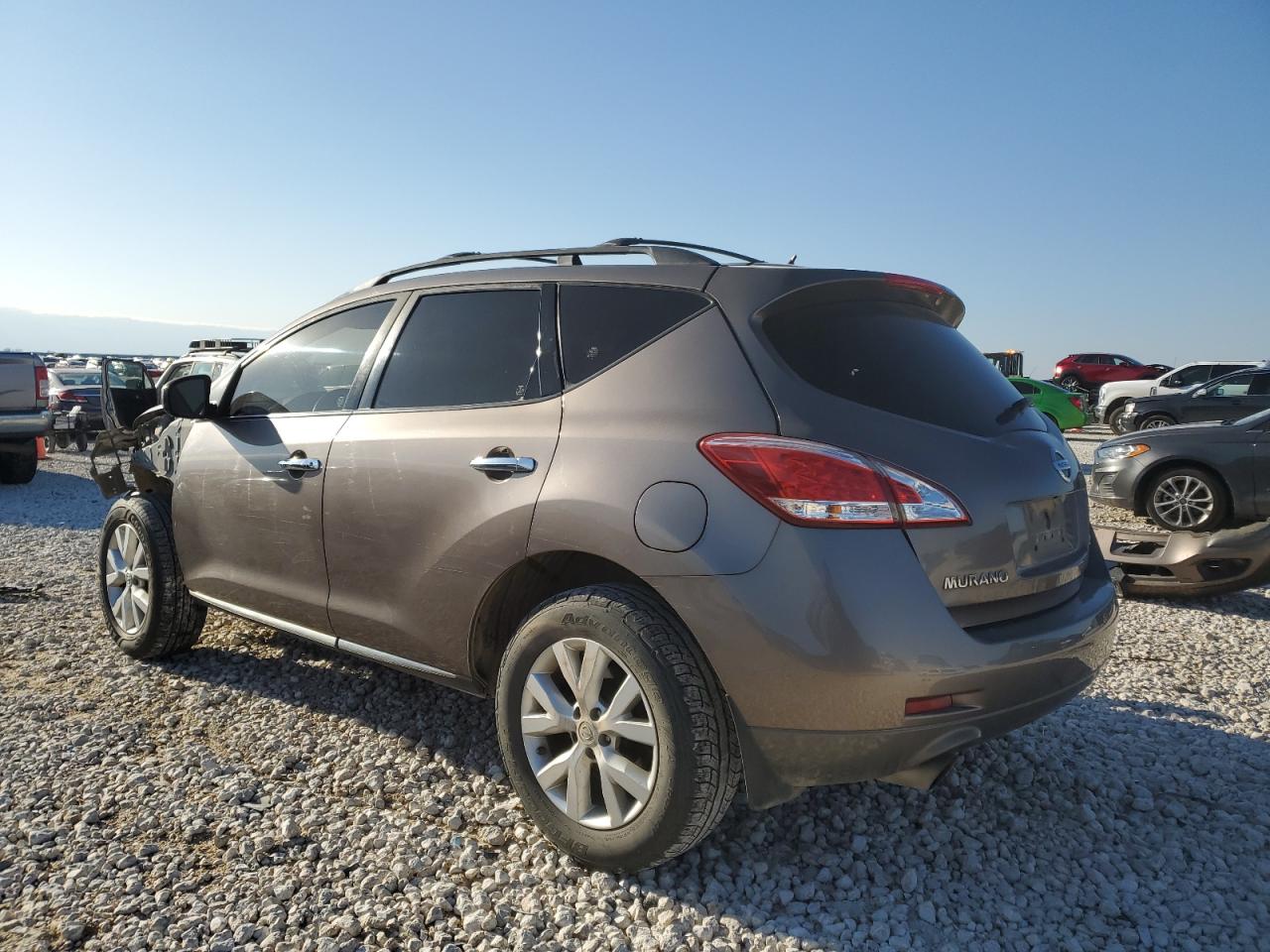 2012 Nissan Murano - Image 2