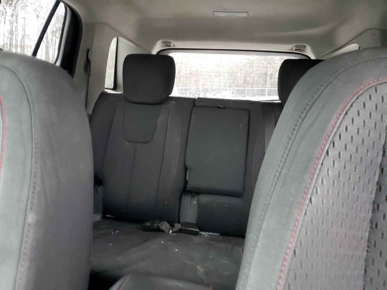 2010 GMC Terrain - Image 10