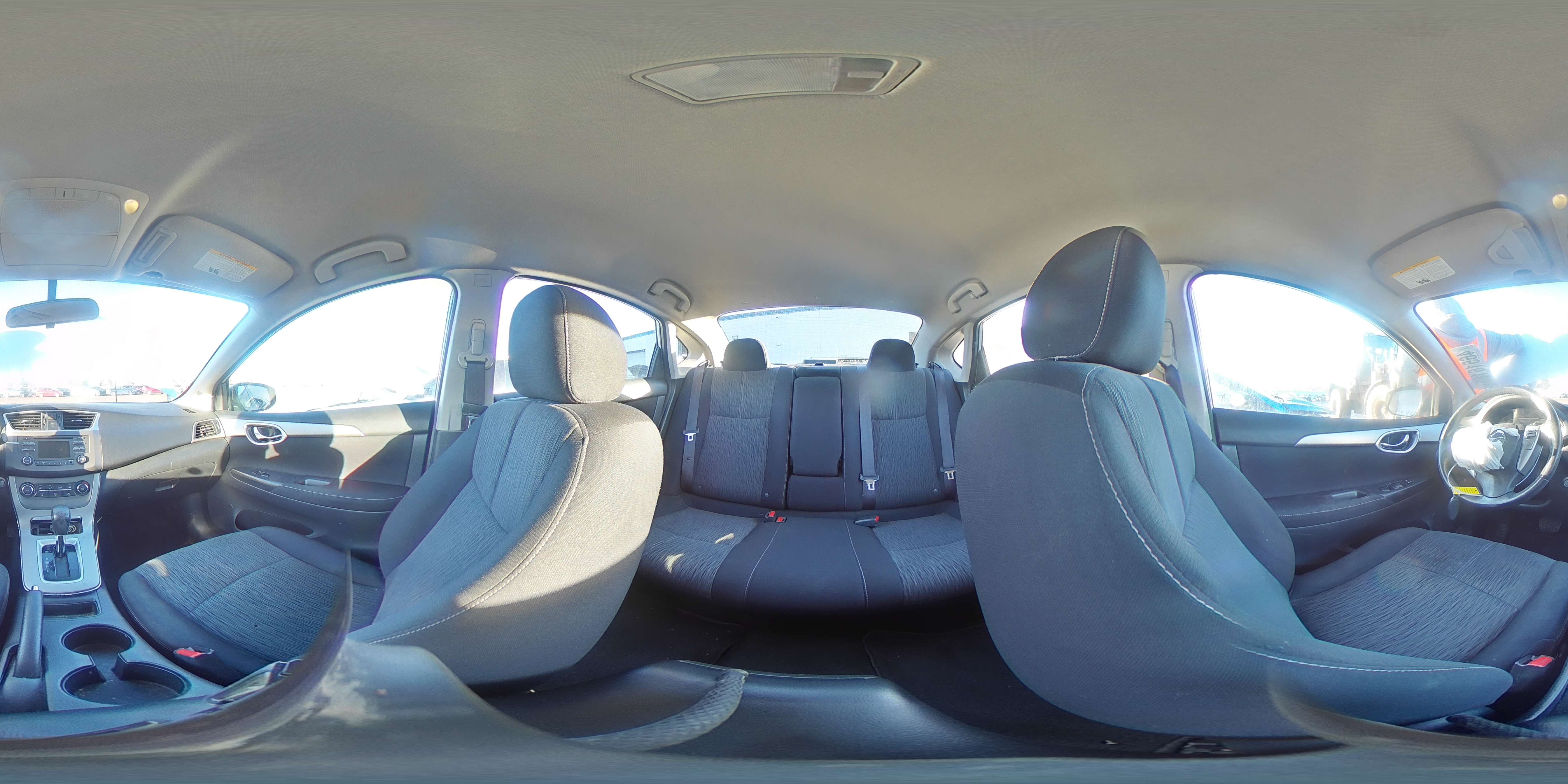 2014 Nissan Sentra - Image 14