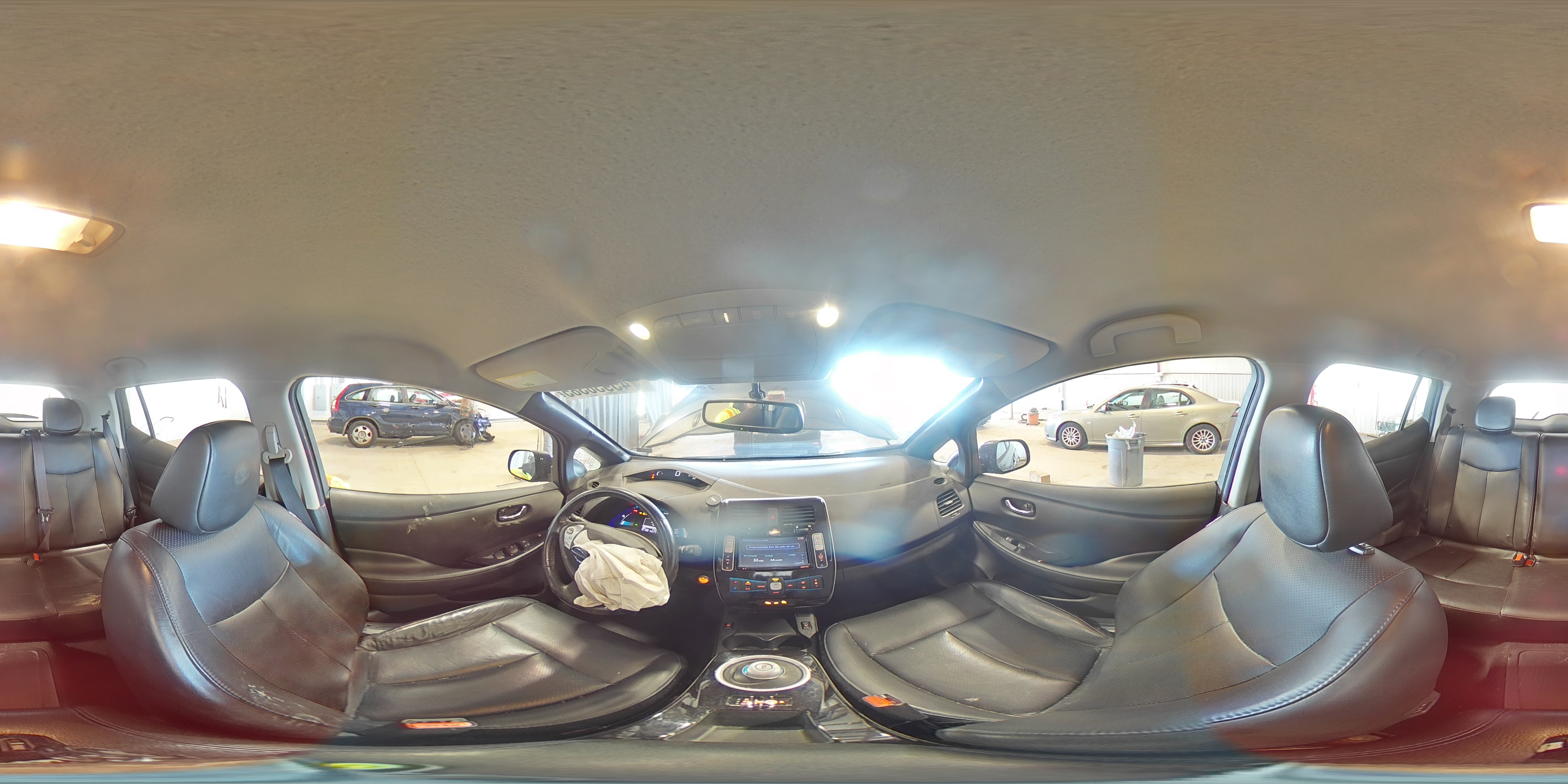 2013 Nissan Leaf - Image 14