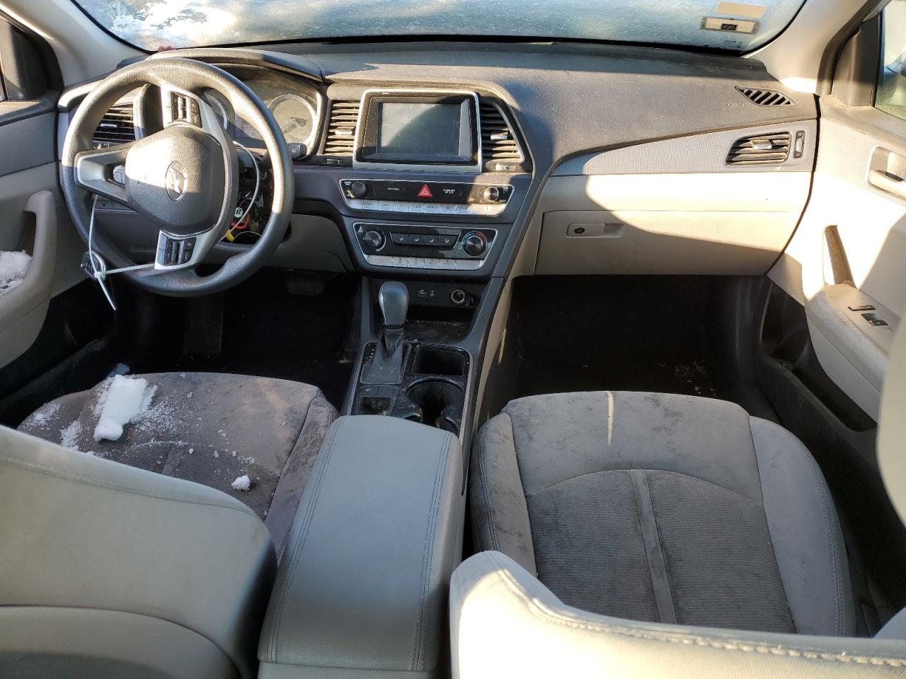2018 Hyundai Sonata - Image 8