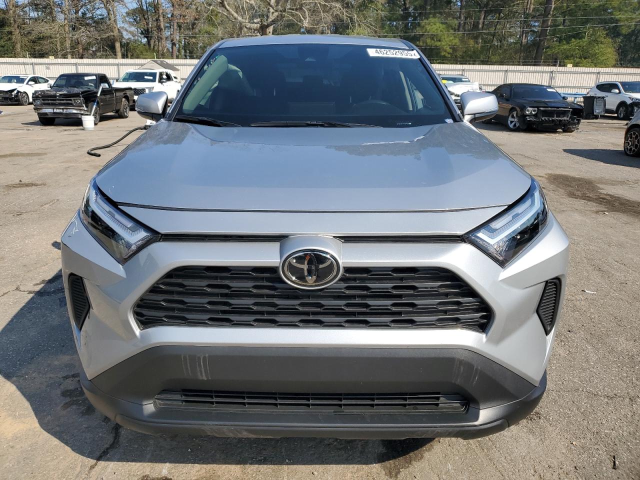 2024 Toyota RAV 4 - Image 5
