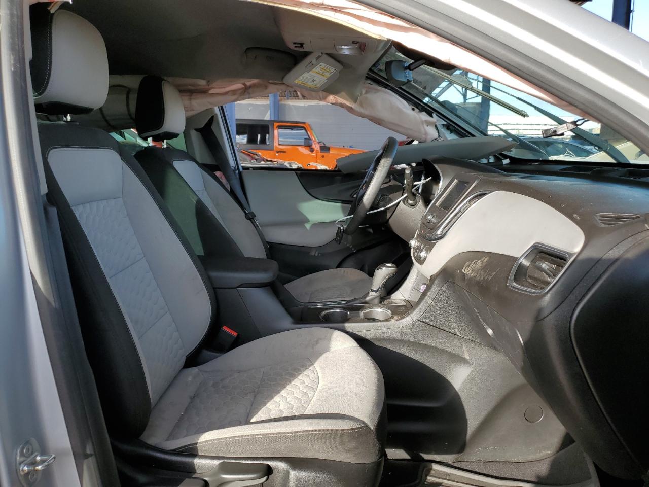 2019 Chevrolet Equinox - Image 7