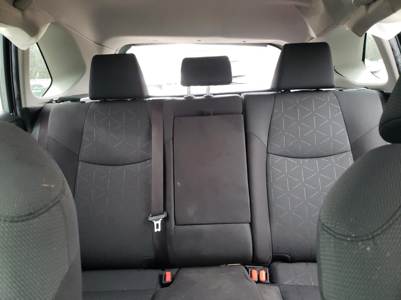 2019 Toyota RAV 4 - Image 10