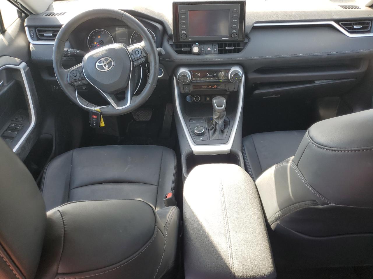 2022 Toyota RAV 4 - Image 8