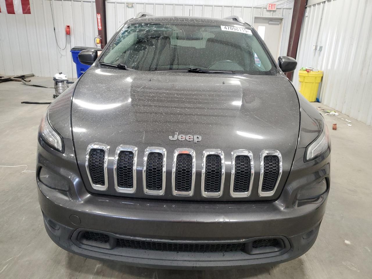 2014 Jeep Grand Cherokee - Image 5